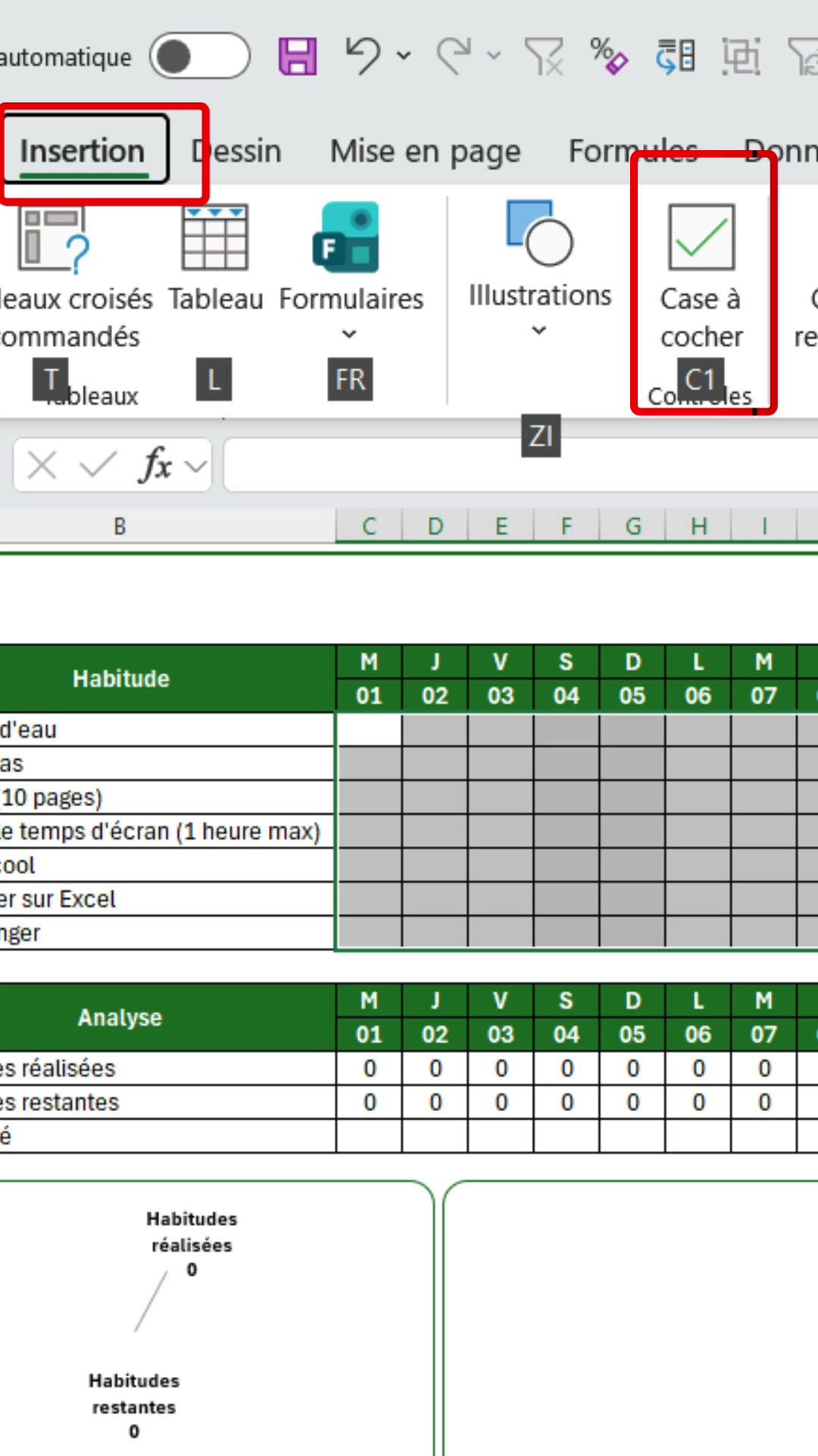 Onglet Insertion d'Excel avec le bouton Case à cocher mis en évidence et les touches d'accès du raccourci clavier affichées