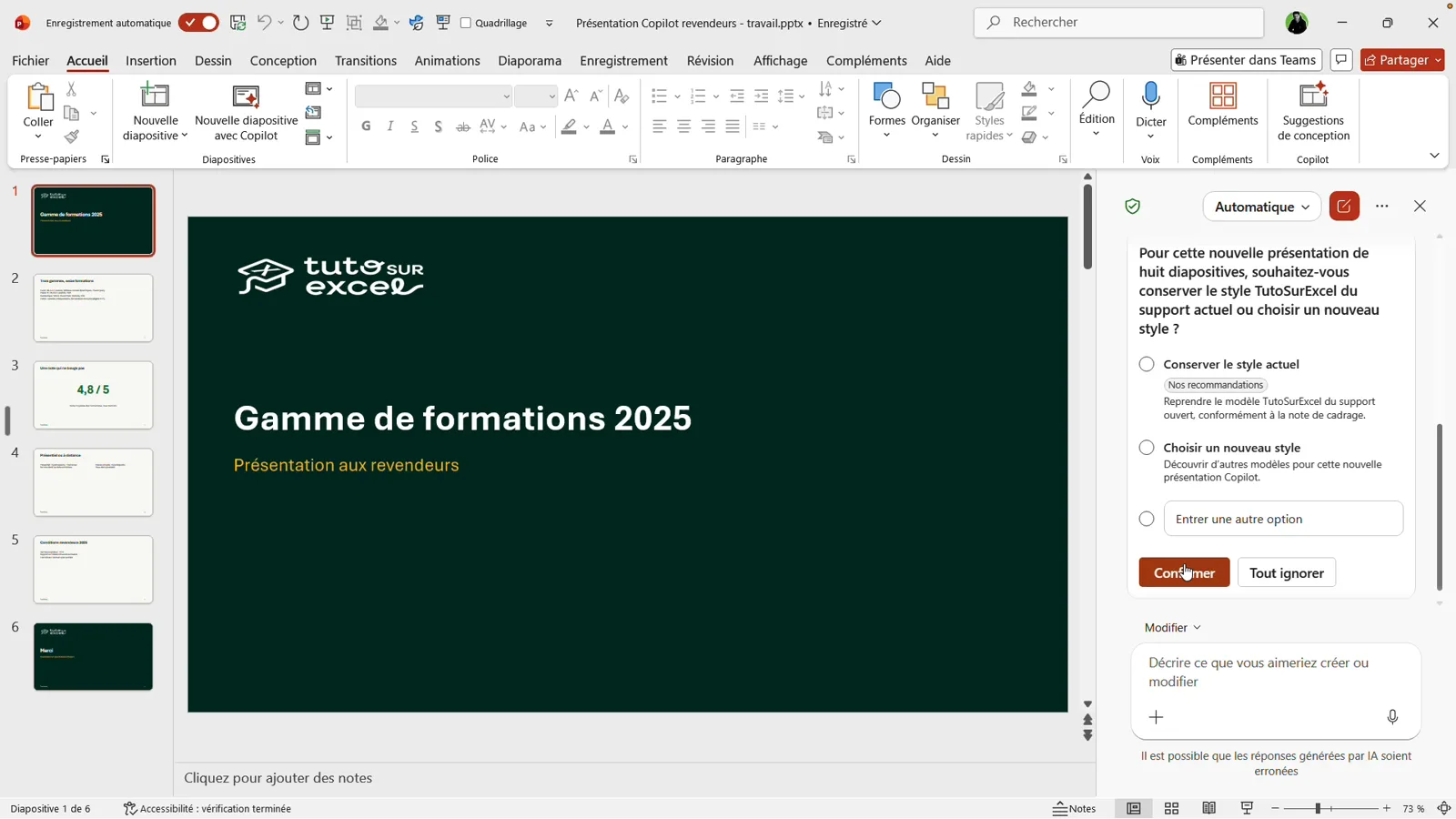 Copilot dans PowerPoint propose de conserver le style TutoSurExcel du support ouvert ou de choisir un nouveau style pour une présentation de huit diapositives